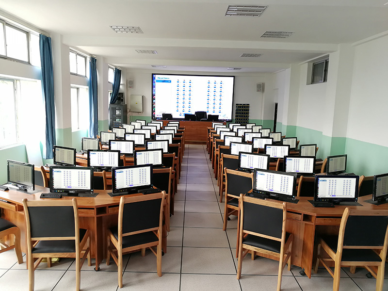 NewClass DL940C语言实验室+DYH VR情景交互实训室（1）.jpg