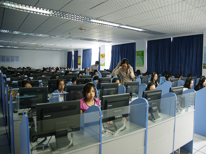 NewClass DL910E自主学习中心实验室.JPG