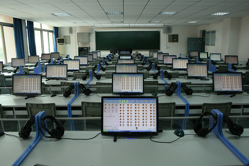 NewClass DL700K语言实验室（2）.JPG