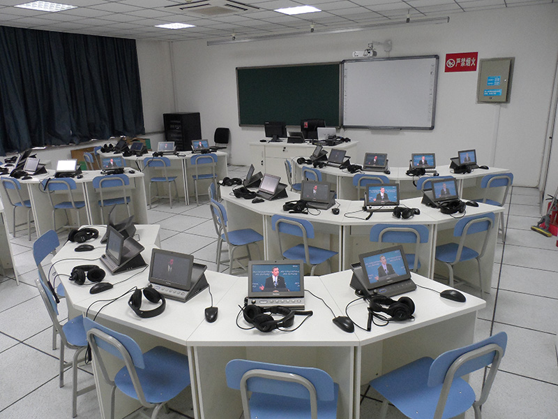 NewClass DL930情景交互实验室.JPG