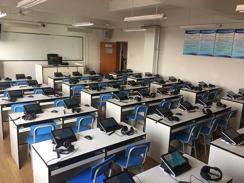 NewClass DL930情景交互实验室（1）.jpg