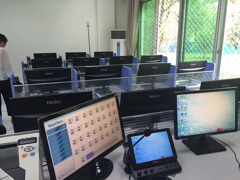 NewClassDL910E “ICAO英语”语言实训室（2）.jpg
